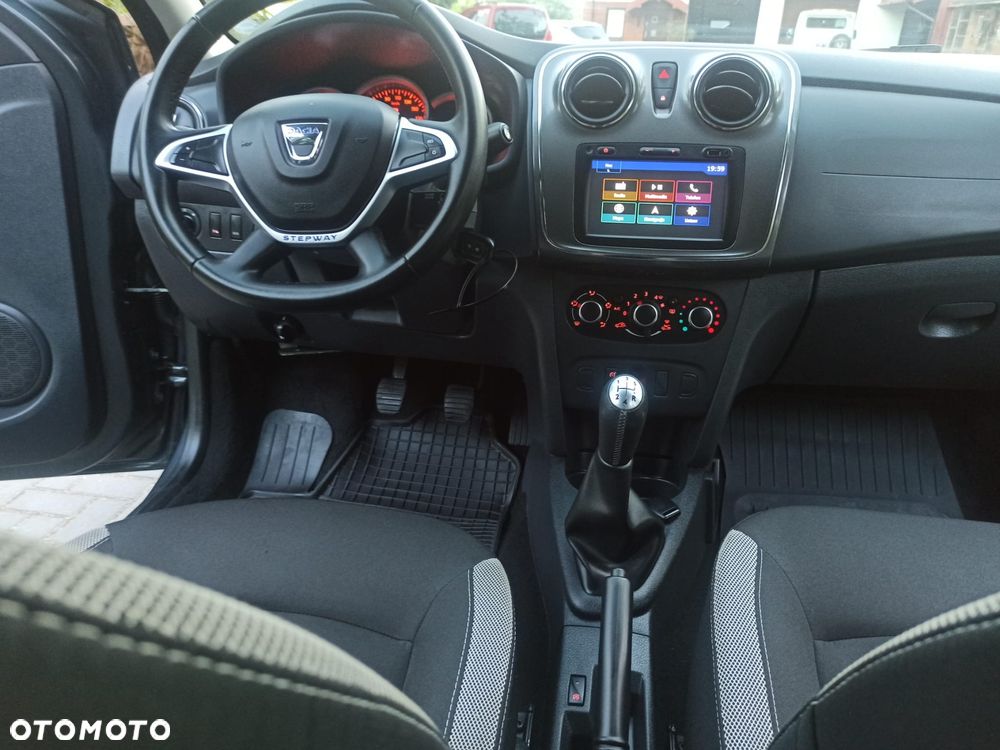 Dacia Sandero Stepway TCe 90 (S&S) Prestige - 12