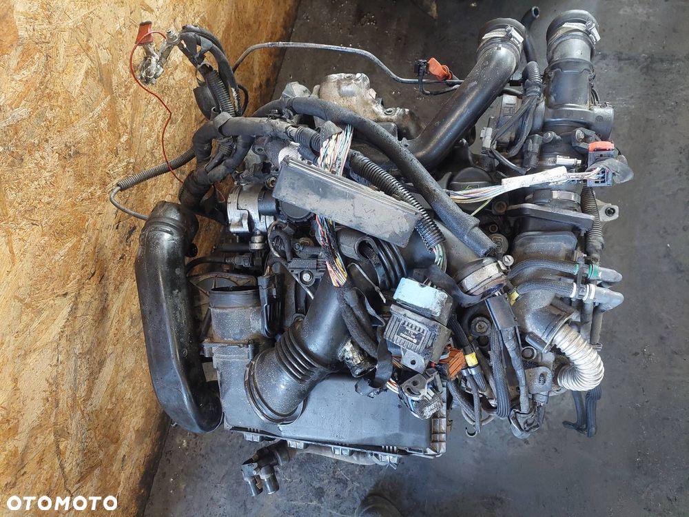 SILNIK DIESEL + POMPA WTRYSKI TURBO PARTNER I BERLINGO I 1.6 HDI 9HW - 7