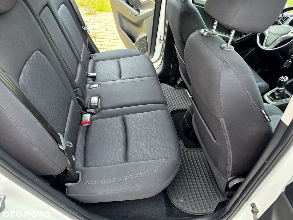 Hyundai ix20 1.6 BlueDrive Comfort - 17