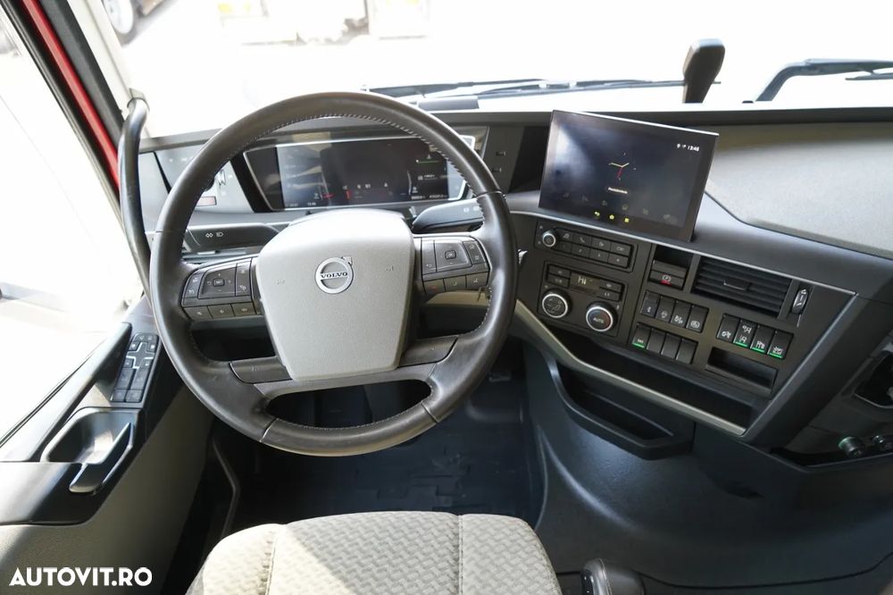 Volvo FH 500 / XXL / I-SAVE / LOWDECK / MEGA / I-PARK COOL / TV / JANTE DIN ALIAJ / CONTRACT DE REPARAȚIE POST-SERVICE - 29