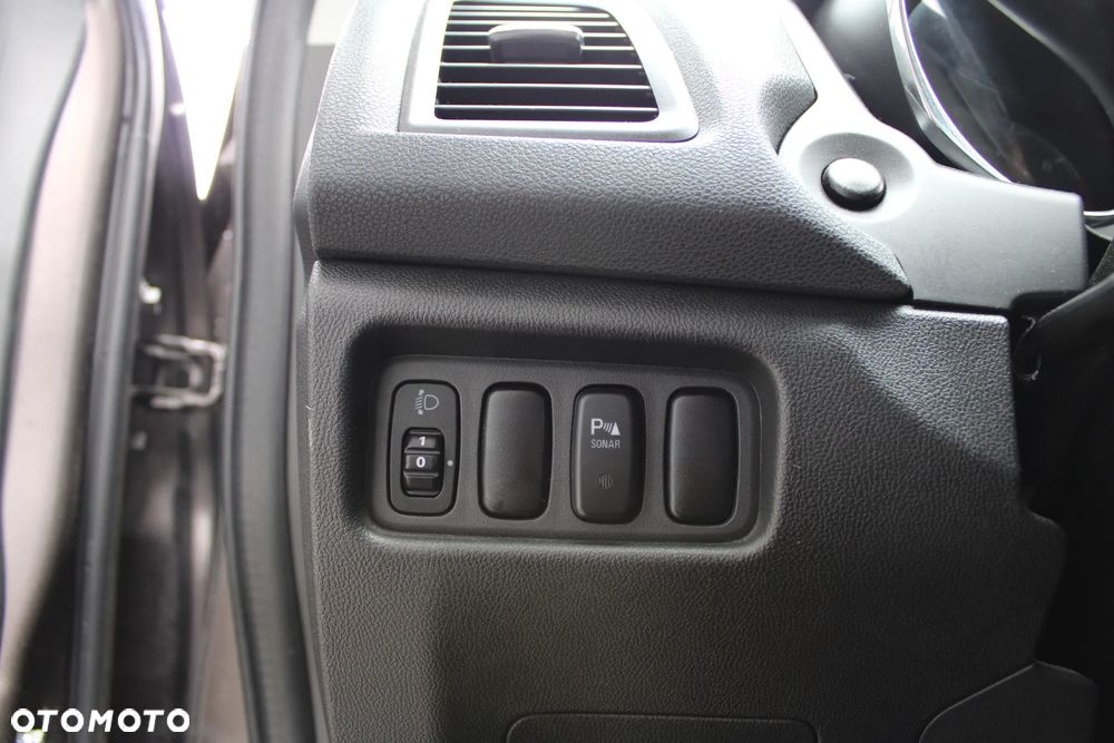 Mitsubishi ASX 1.6 Inform - 20