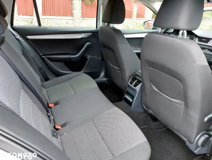 Skoda Octavia 2.0 TDI (Green tec) Ambition - 10