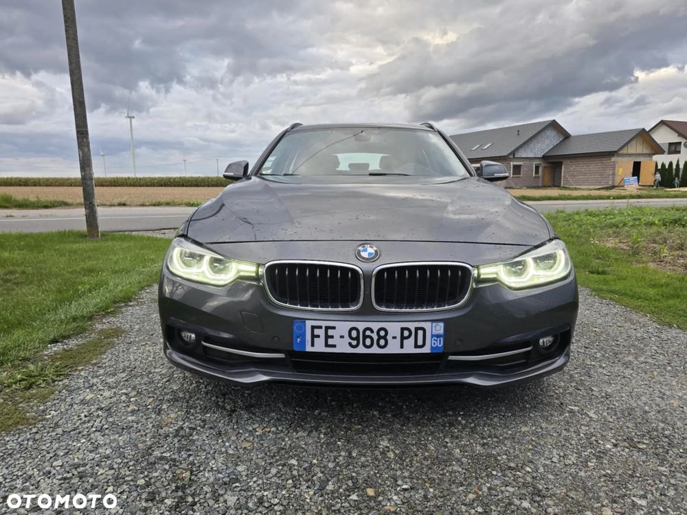 BMW Seria 3 318d Touring Advantage - 9