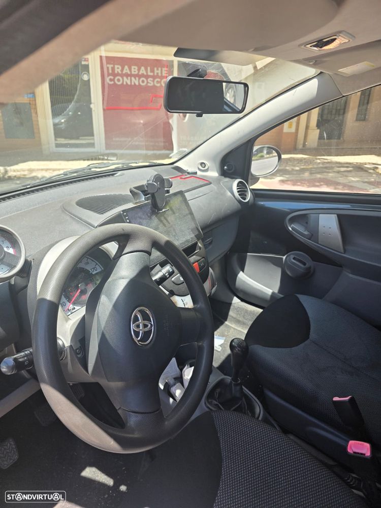 Toyota Aygo 1.0 + MMT - 5