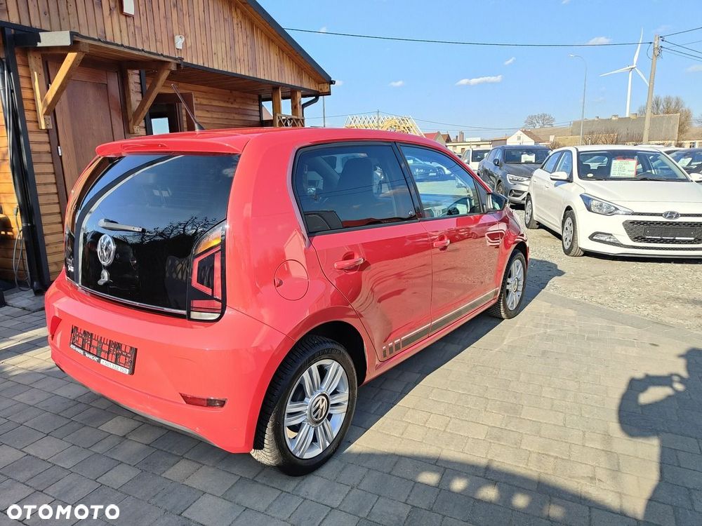 Volkswagen up! 1.0 Beats - 6