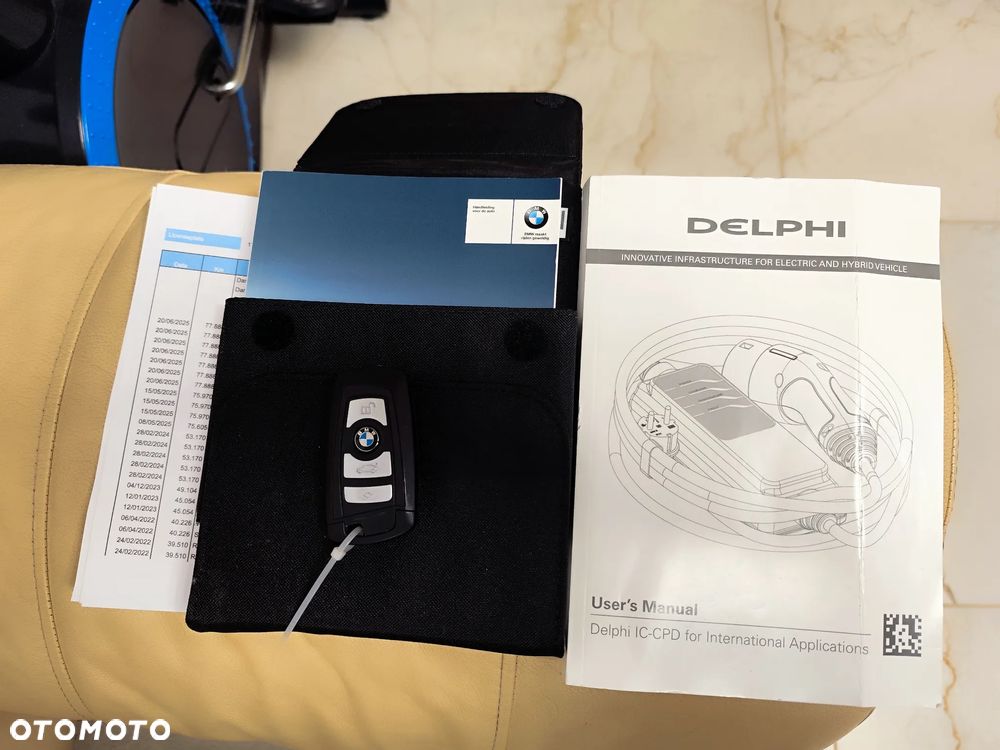 BMW Seria 3 330i Sport Line - 14