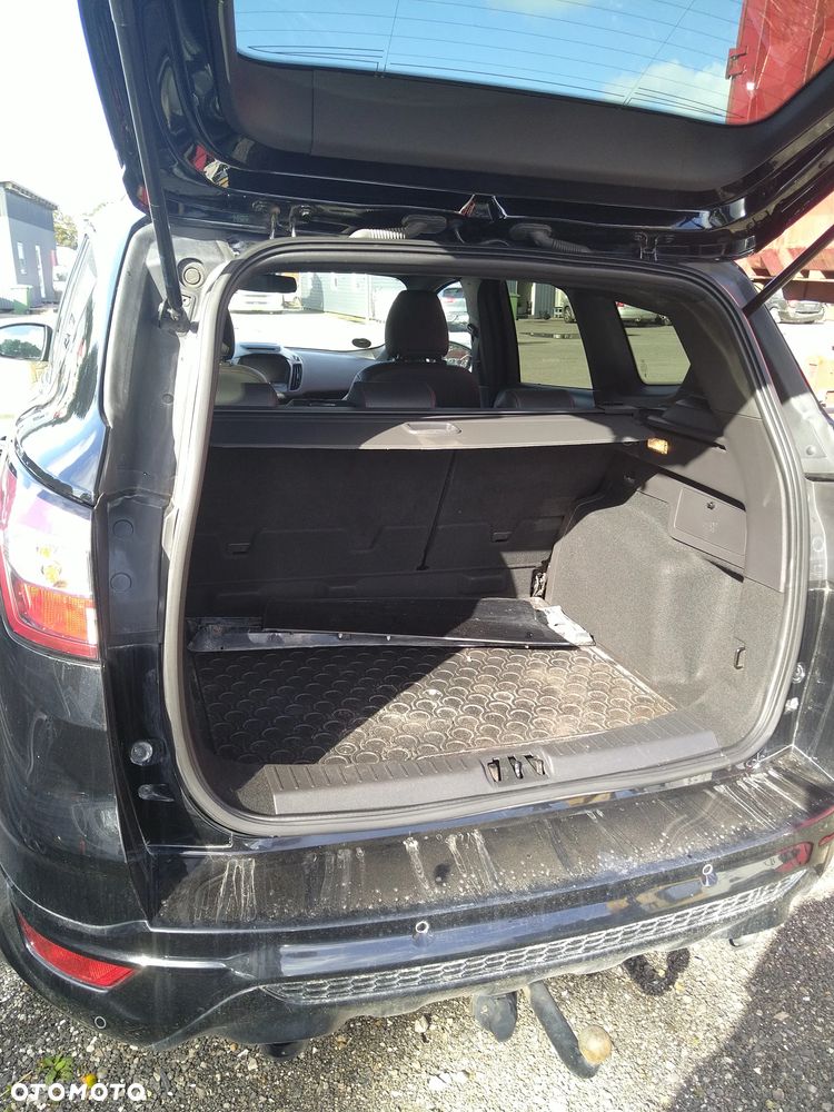 Ford Kuga 1.5 EcoBoost 2x4 ST-Line - 11