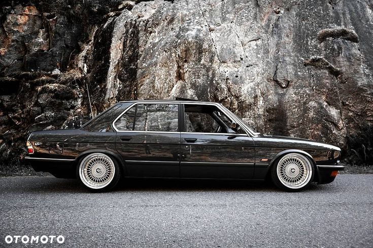Felgi Klasyk Kute BMW E21 E28 E30 E32 E34  17” 4x100 / 5x120 - 4