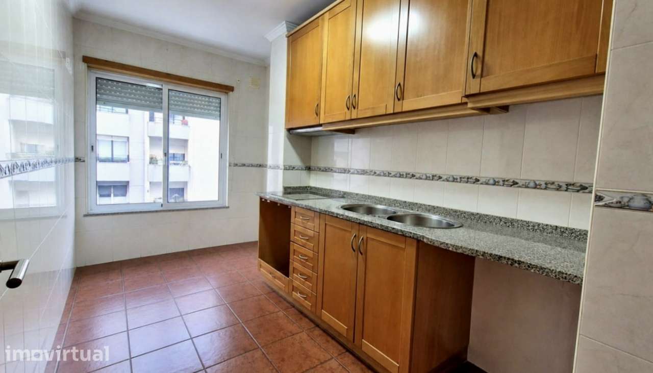 Venda de apartamento T3 em ótimo estado, Darque, Viana do Castelo - Grande imagem: 3/24