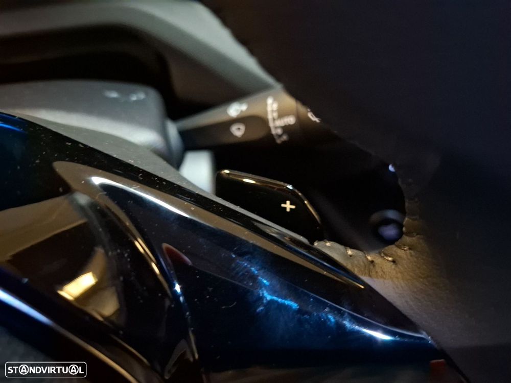 Peugeot 308 SW 1.6 Hybrid Allure e-DCS7 - 18