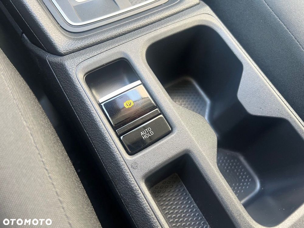 Ford transit-connect Transit Connect Trend Van 1.5 PHEV 150 KM - 13