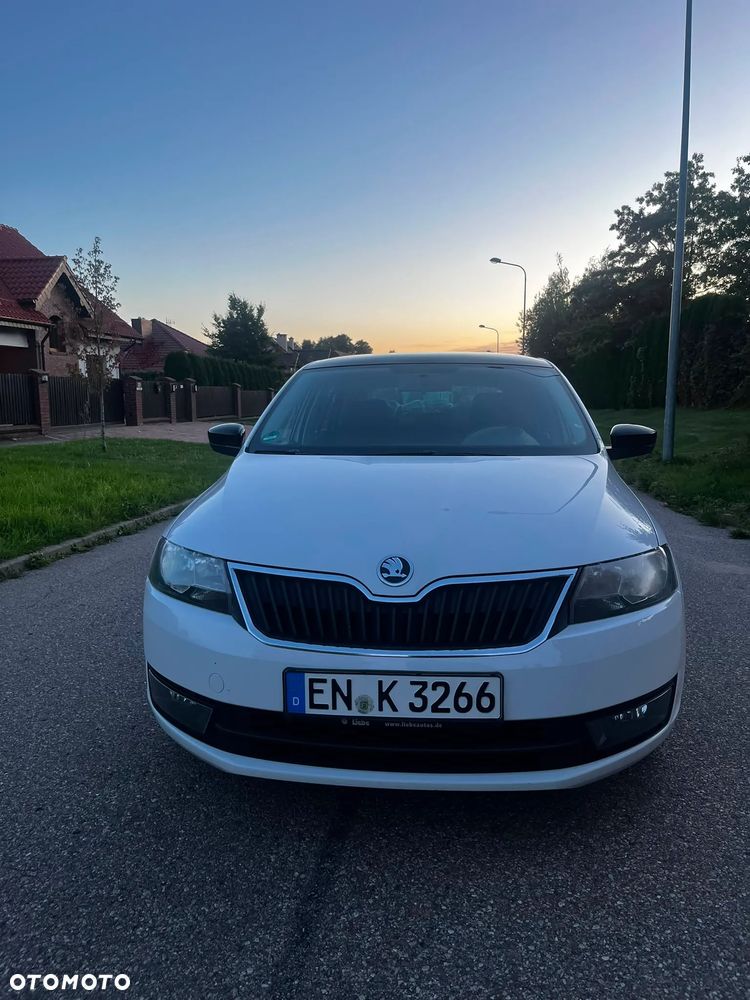 Skoda RAPID - 15