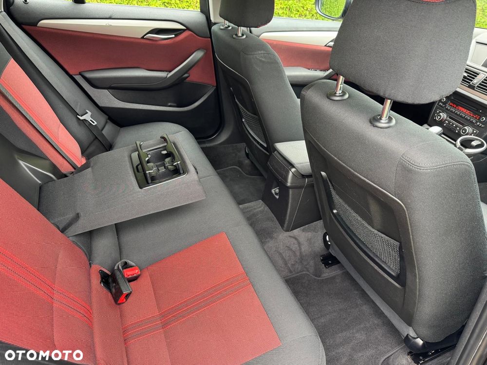 BMW X1 xDrive20d - 13