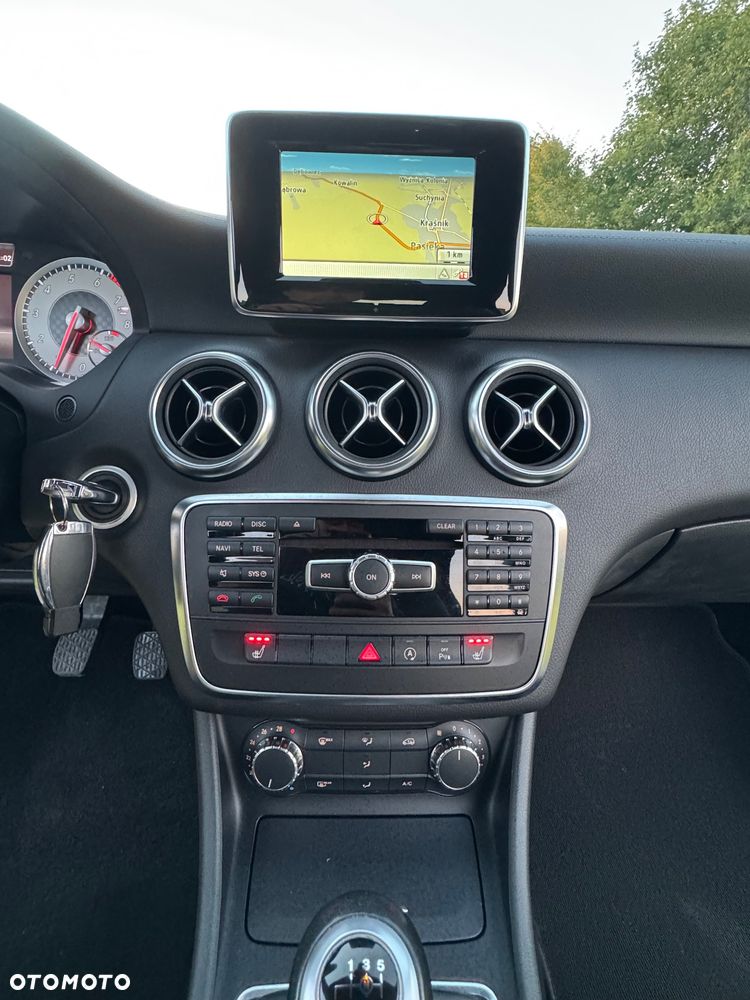 Mercedes-Benz Klasa A 180 (BlueEFFICIENCY) Urban - 37