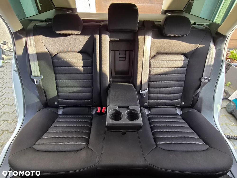 Ford Mondeo - 10