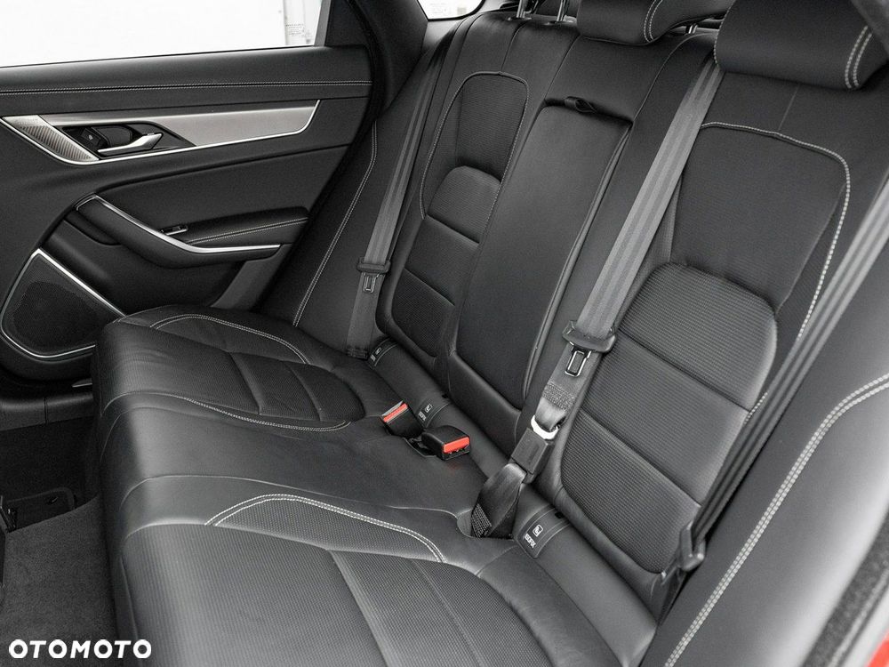 Jaguar XF 2.0 P250 R-Dynamic SE - 26