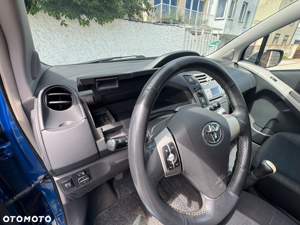 Toyota Yaris 1.3 VVT-i Cool - 9