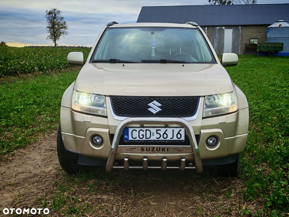 Suzuki Grand Vitara 1.9 DDiS - 12