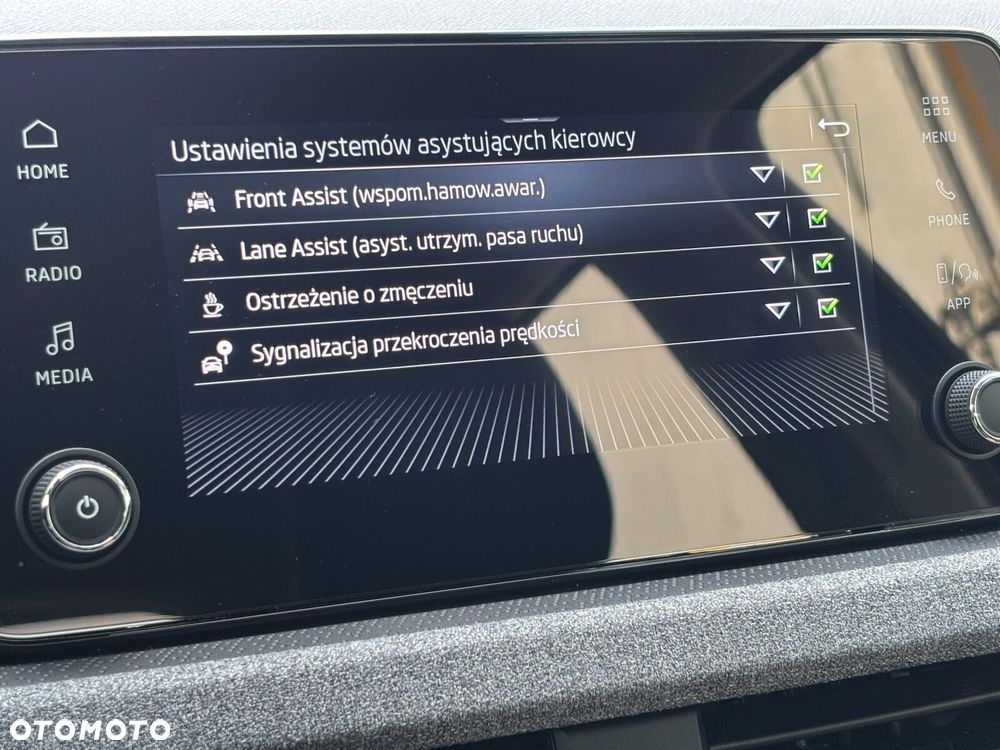 Skoda Scala 1.0 TSI Selection - 27