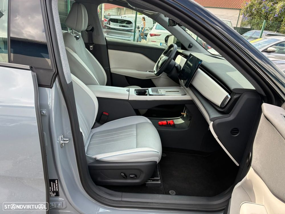 Voyah Courage 80 kWh Exclusive - 33