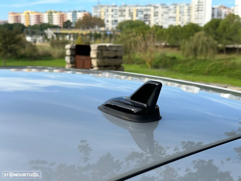 VW Golf 2.0 TDi BlueMotion Edition - 30