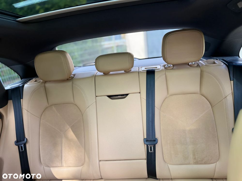 Porsche Macan - 15