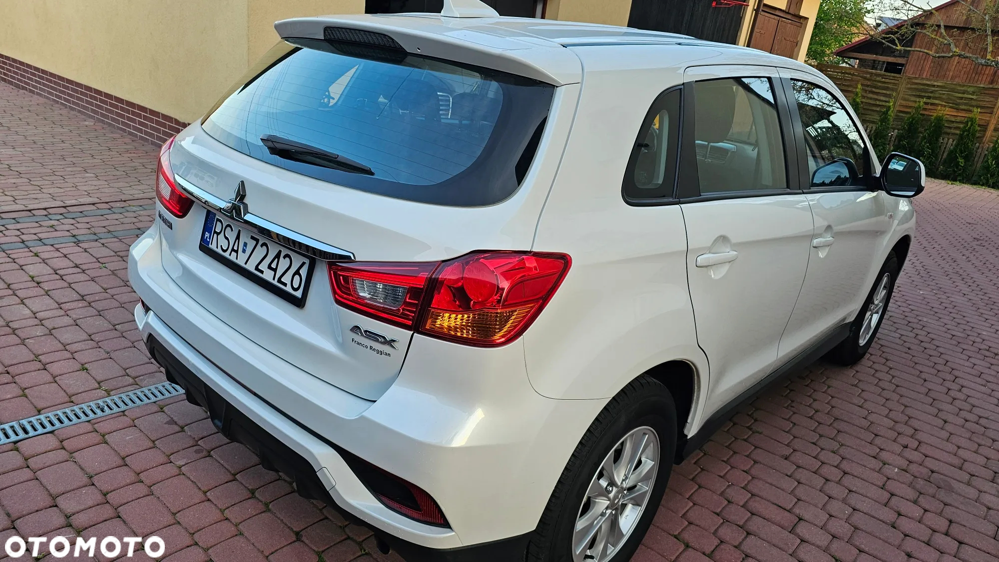 Mitsubishi ASX 1.6 2WD Intense - 16