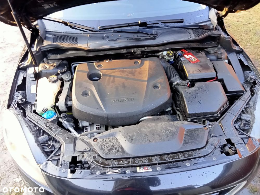 Volvo V40 D2 Summum - 6