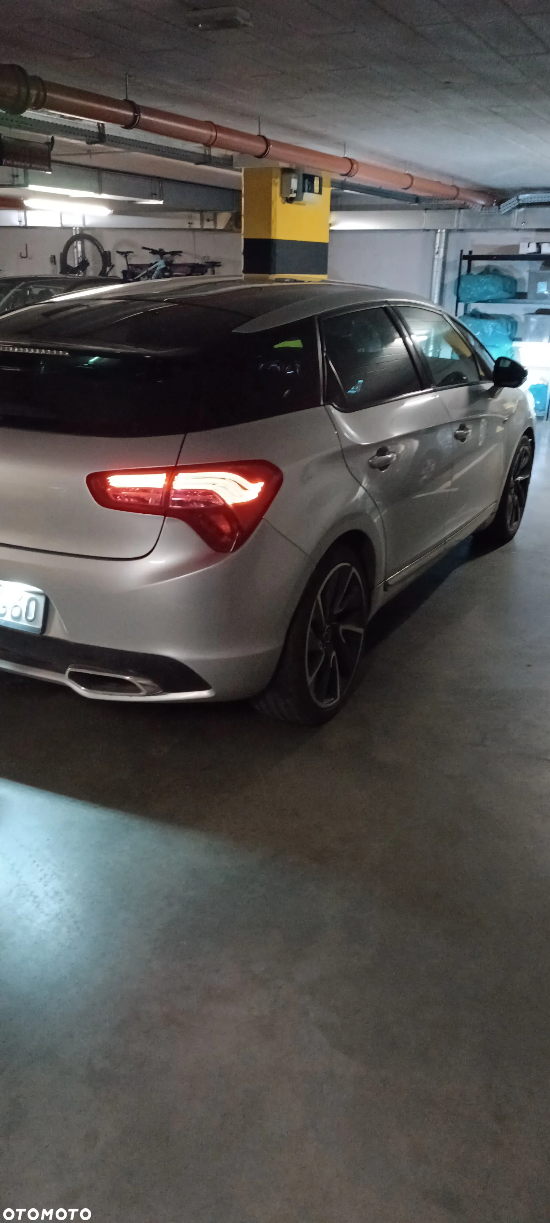 Citroën DS5 Hybrid4 Business Class - 30