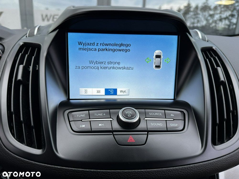 Ford Kuga 1.5 EcoBoost 2x4 Titanium - 21