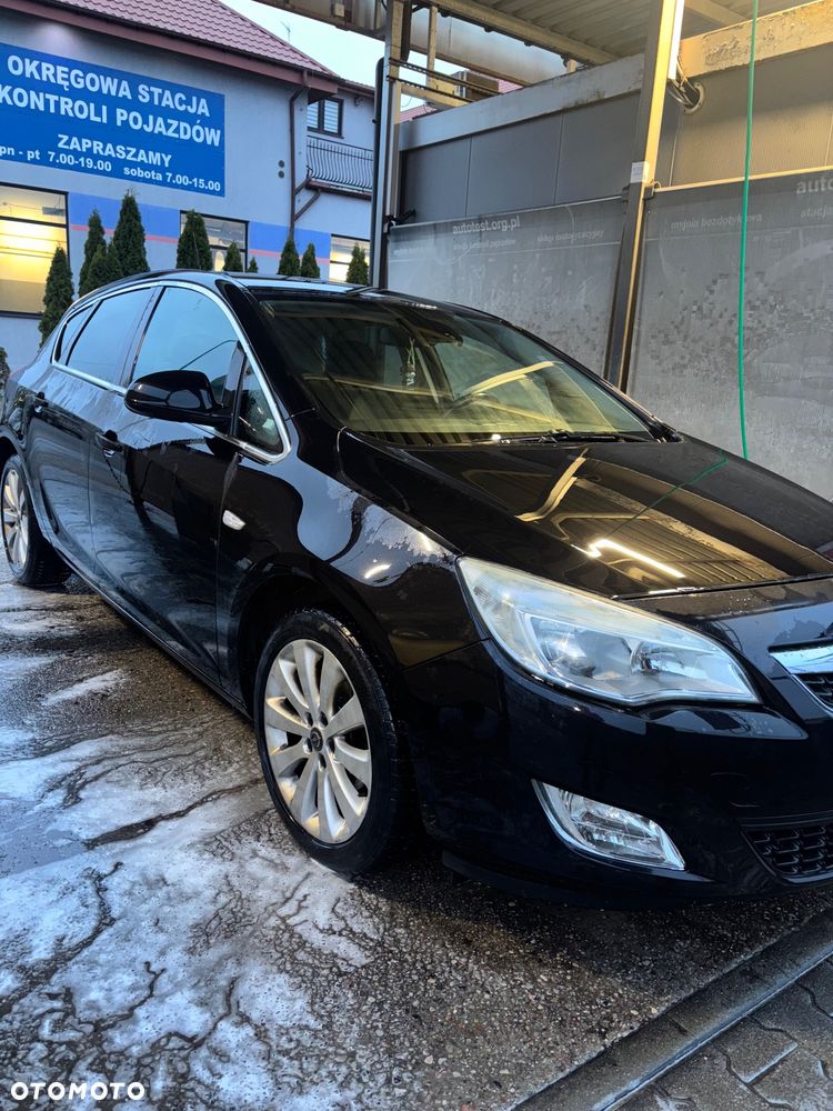 Opel Astra IV 1.4 T Cosmo - 6