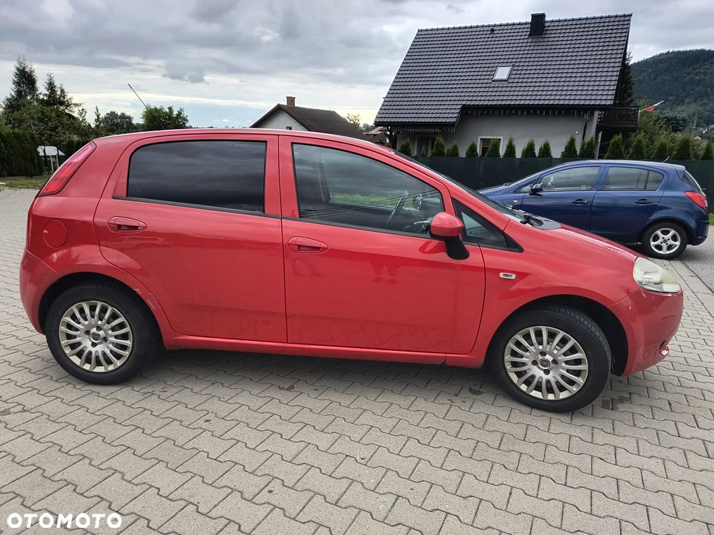 Fiat Grande Punto - 5