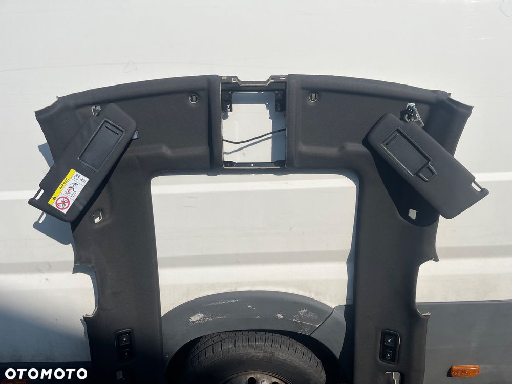 Podsufitka Volkswagen T roc R - 2