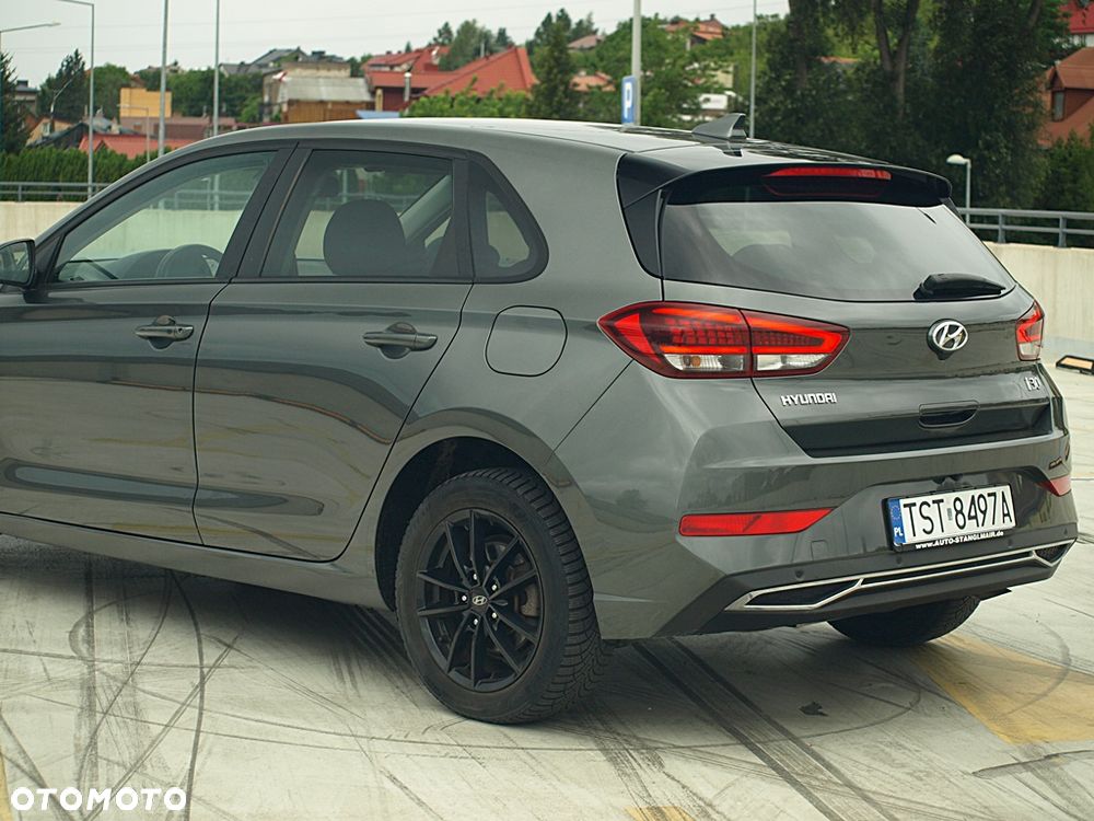 Hyundai i30 1.5 T-GDI 48V-Hybrid EDITION 30+ - 9