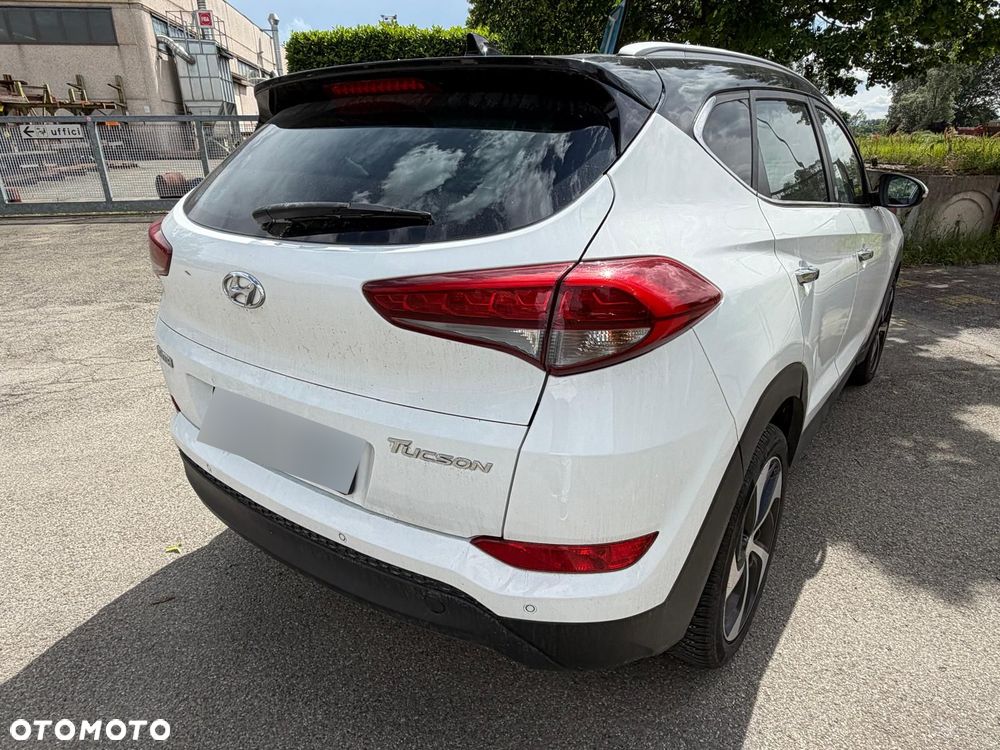 Hyundai Tucson - 4