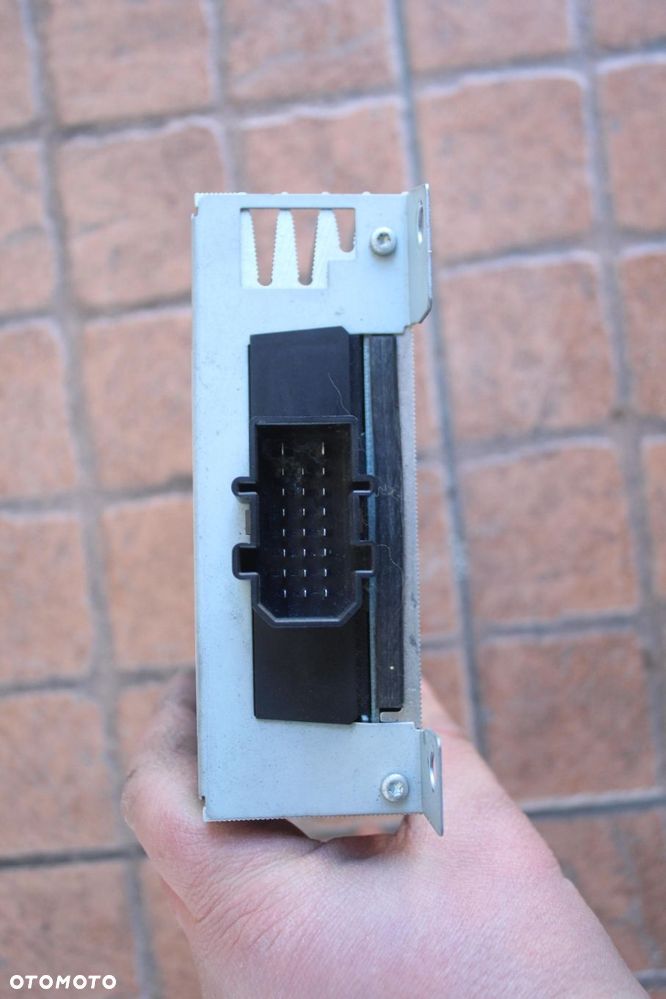 WZMACNIACZ AUDI A4 B6 8E9035223 - 4
