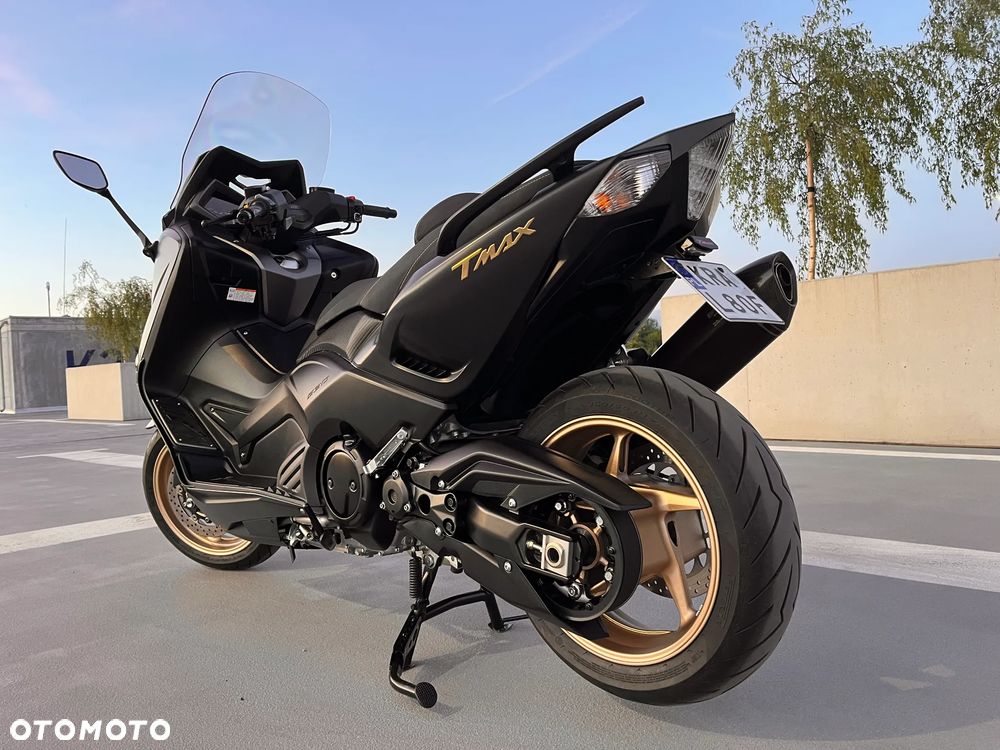 Yamaha Tmax - 8