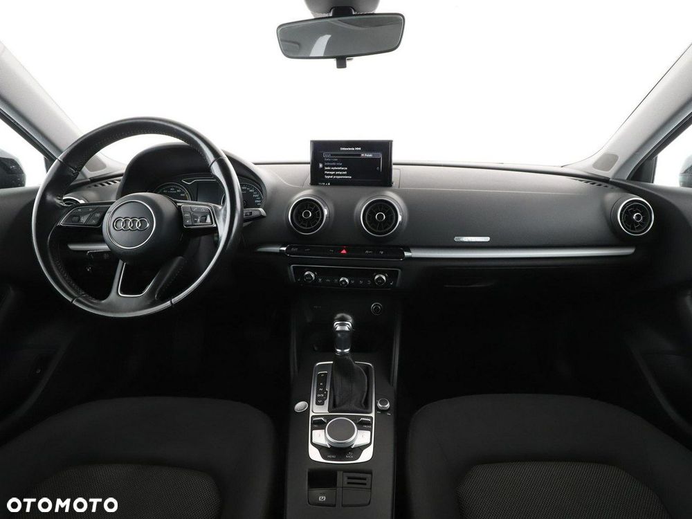 Audi A3 Sportback 40 e-tron S tronic - 16