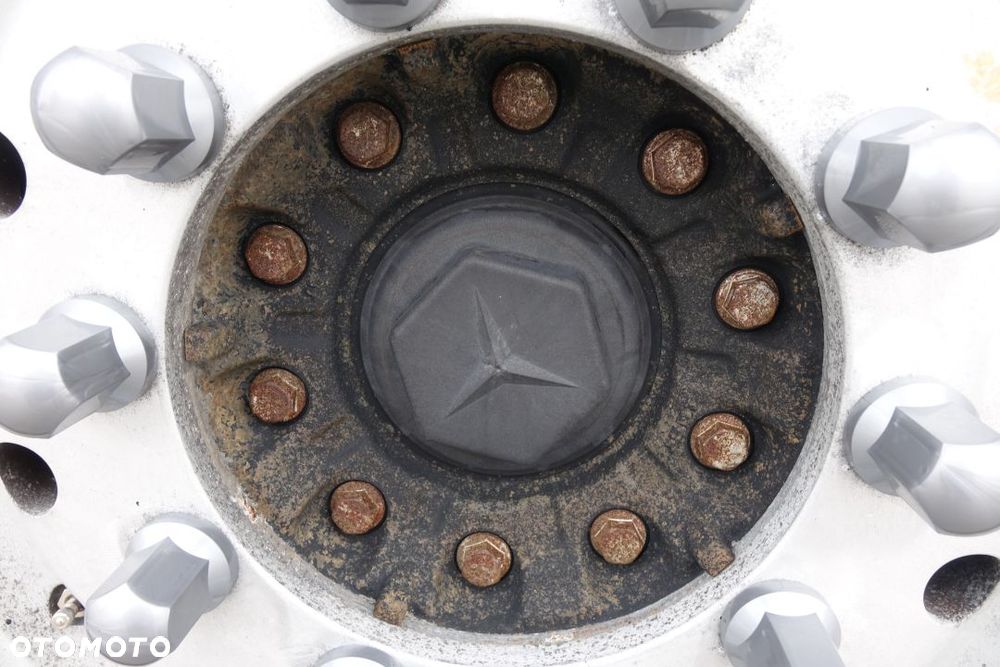 Stas RUCHOMA PODŁOGA / 82m3 / OSIE MERCEDES / ALUMINIOWE FELGI - 13