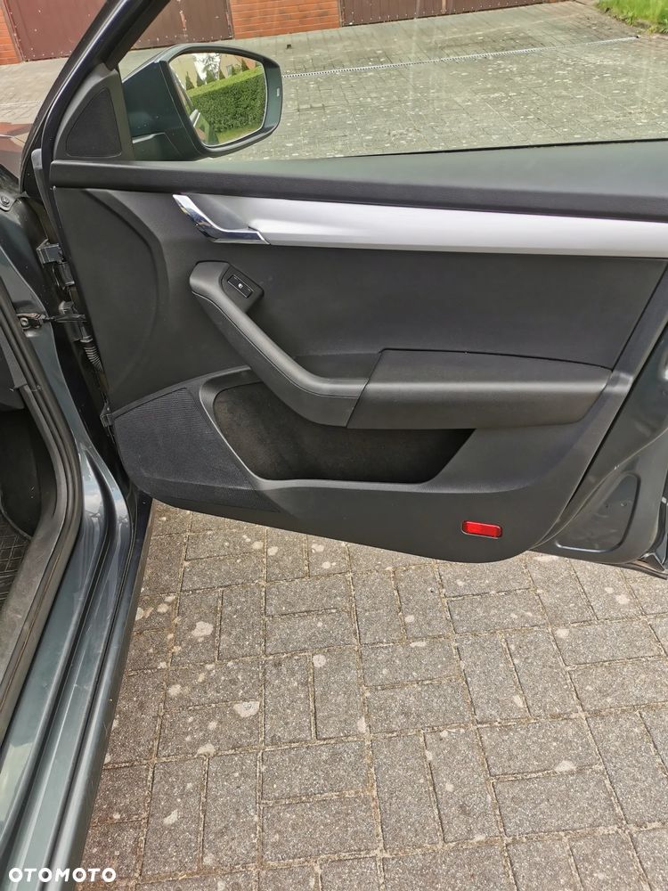 Skoda Octavia 1.6 TDI Ambition - 15