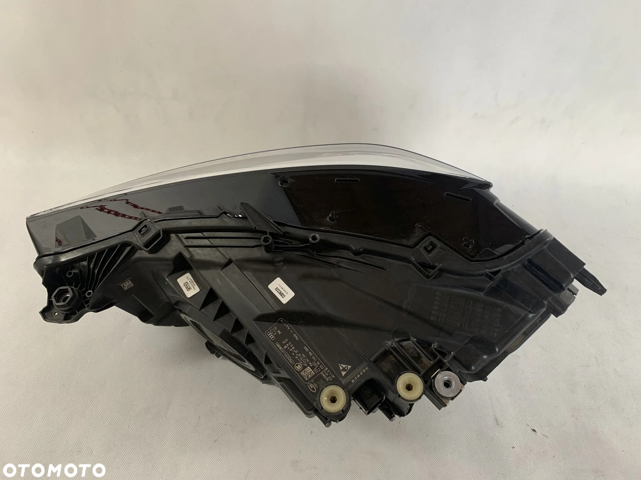 Image Audi Q3 18r FL Světlomet Pravá lampa Lift 2018 - 83A941034
