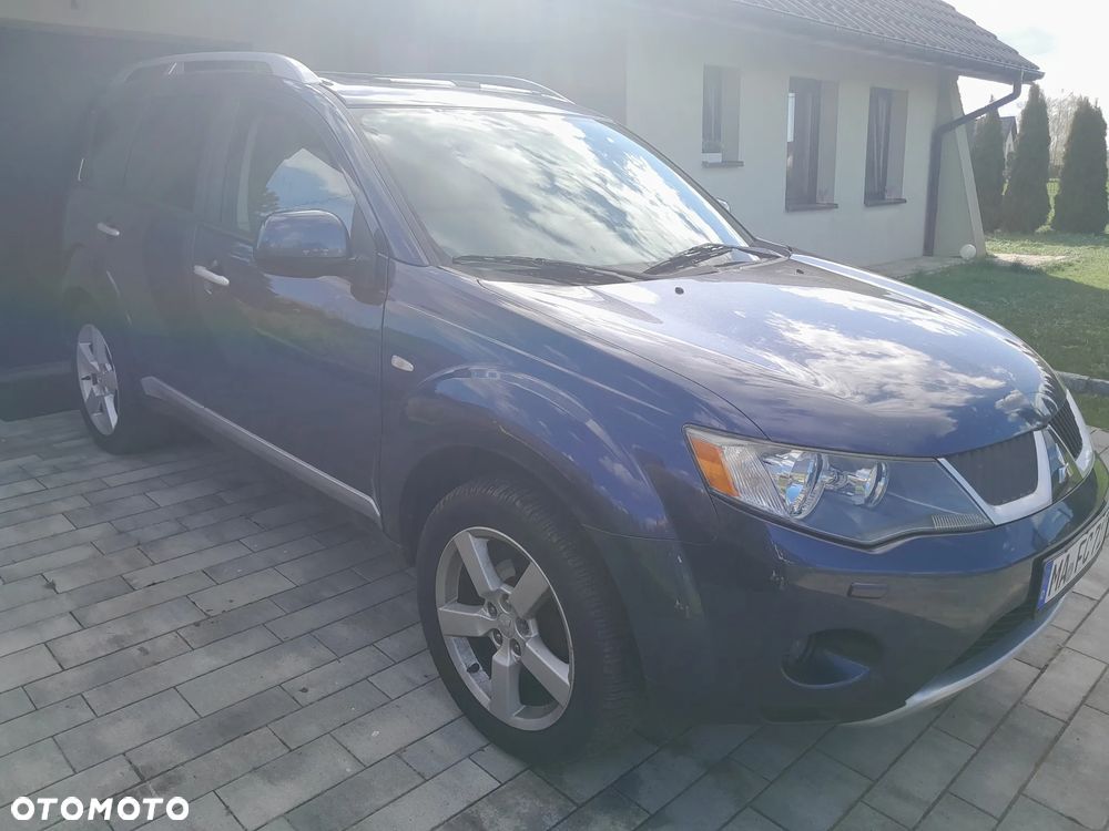 Mitsubishi Outlander 2.0 DI-D 4WD Instyle - 3