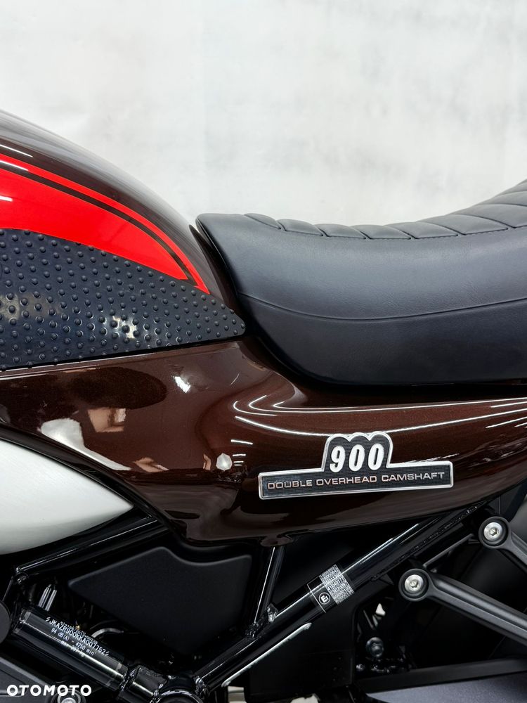 Kawasaki Z 900 RS - 24