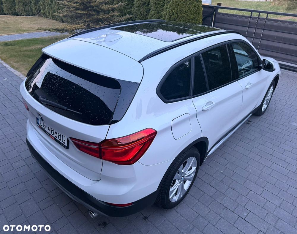 BMW X1 xDrive20d xLine sport - 12