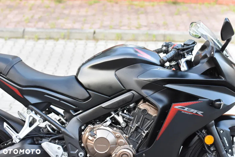 Honda CBR - 8