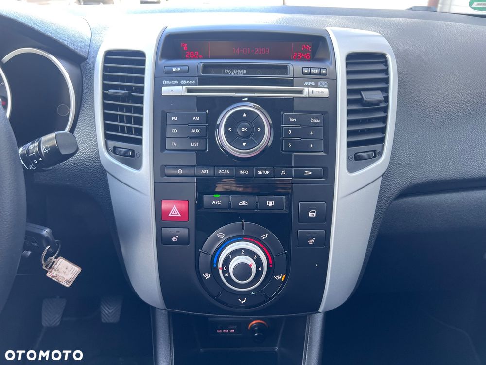 Kia Venga 1.4 CVVT Attract - 24