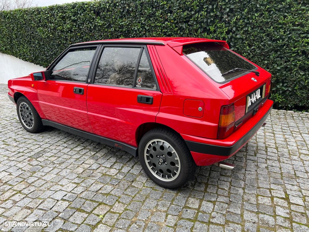 Lancia Delta 2.0 HF Integrale - 4