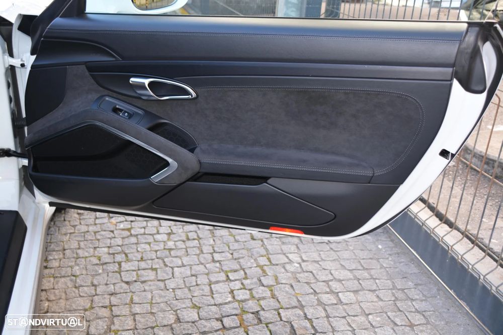 Porsche 911 (991) Carrera 2 GTS PDK - 54