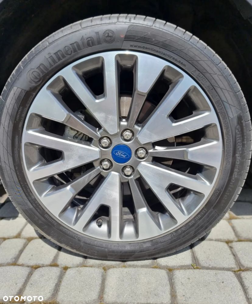 Ford Escape 2.0 EcoBoost AWD Titanium - 27
