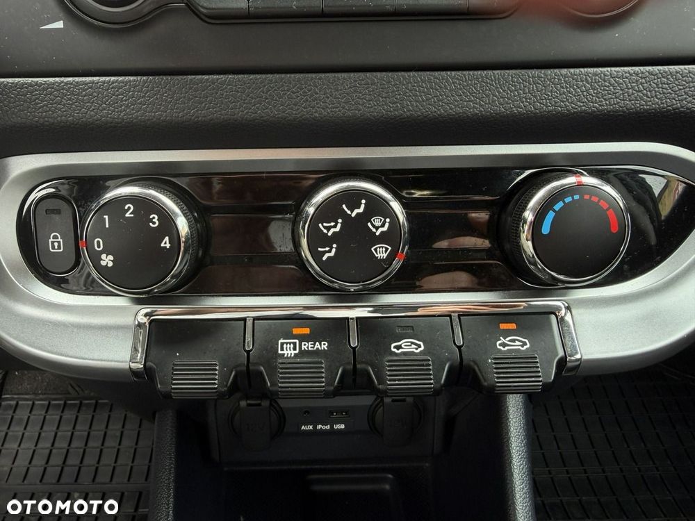Kia Rio - 19